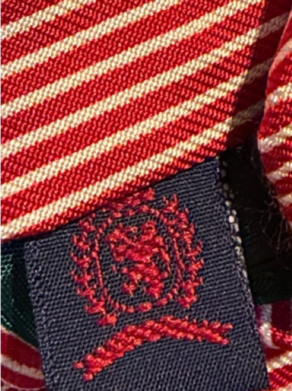 Vintage Tommy Hilfiger Men's Necktie Set in Blue, Red & Navy Patterns (4) - Picture 8 of 9